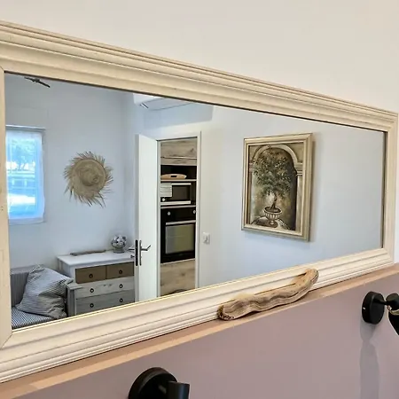 Bastide Du Levant - 50m - Rez De Jardin 2* サント・マキシム