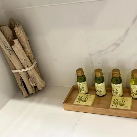 Bastide Du Levant - 50m - Rez De Jardin サント・マキシム