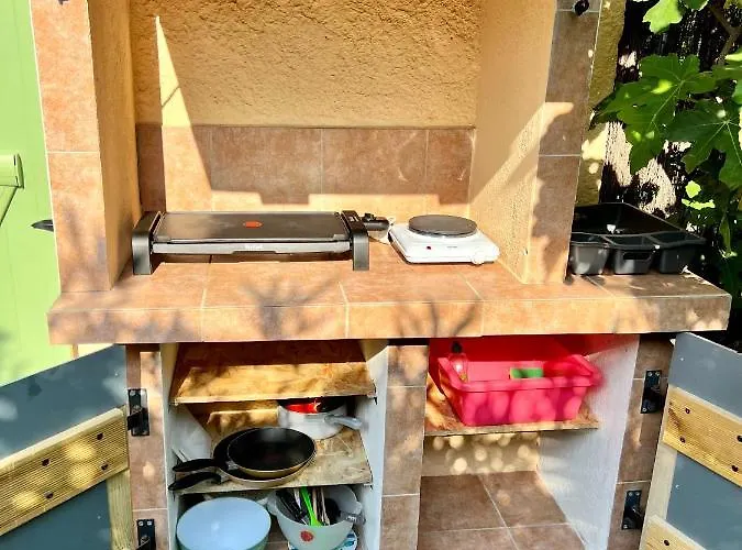 Bastide Du Levant - 50m - Rez De Jardin فندق مبيت وإفطار سانت ماكسيم