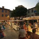 Bastide Du Levant - 50m - Rez De Jardin ベッド・アンド・ブレックファスト 2*