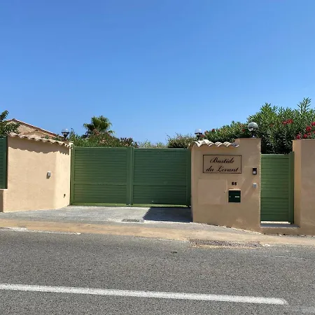 Bed & Breakfast Bastide Du Levant - 50m - Rez De Jardin Sainte-Maxime