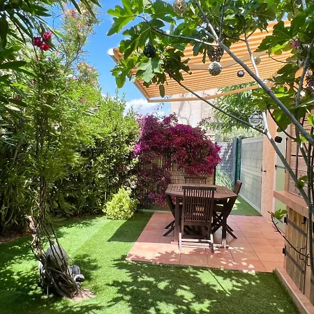 Bed & Breakfast Bastide Du Levant - 50m - Rez De Jardin Sainte-Maxime