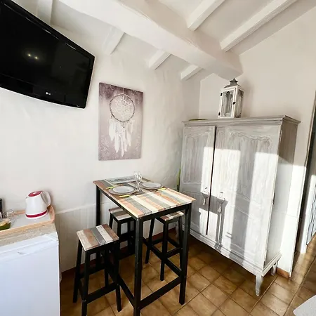 Bed & Breakfast Bastide Du Levant 2*