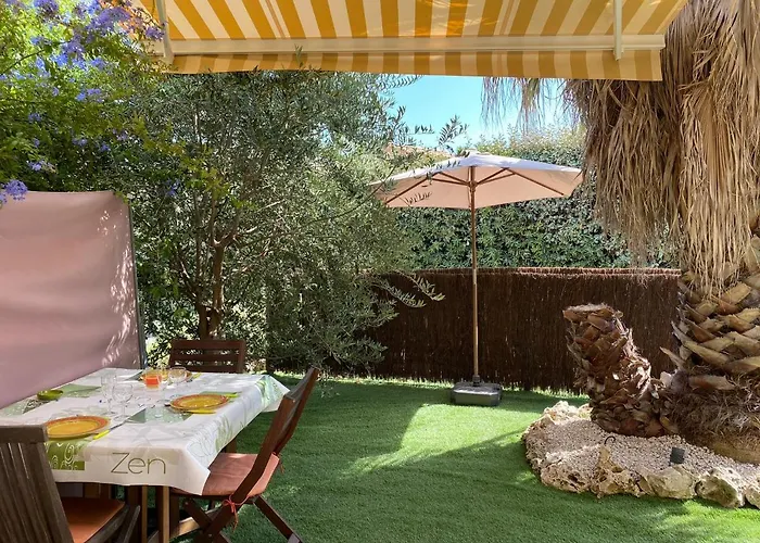 Bastide Du Levant - 50m - Rez De Jardin Bed & Breakfast Sainte-Maxime