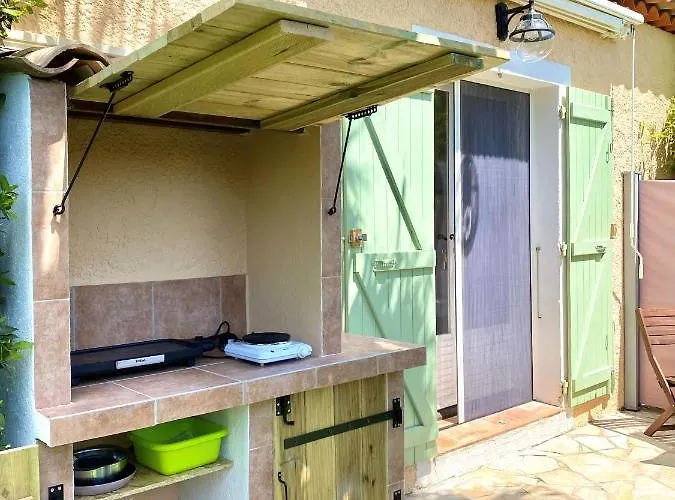 Bed & Breakfast Bastide Du Levant - 50m - Rez De Jardin