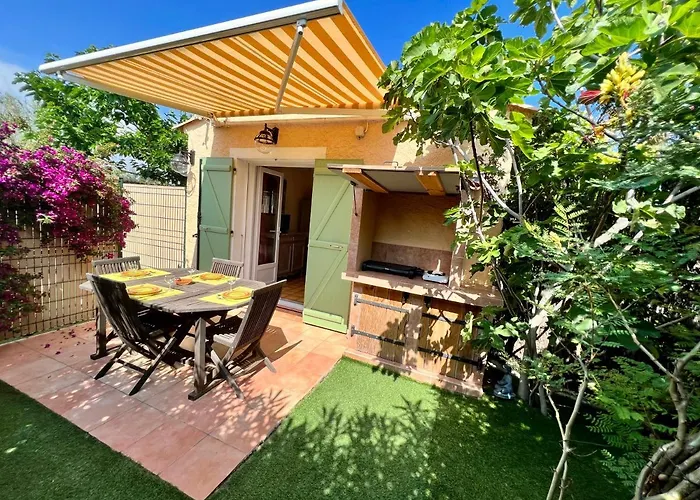 Bed & Breakfast Bastide Du Levant - 50m - Rez De Jardin 2*