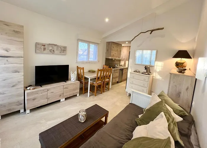 Bastide Du Levant - 50m - Rez De Jardin